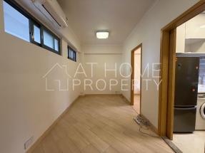 Practical layout, convenient location