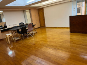 灣仔 1 房 大廳 往香港大學站約14分鐘