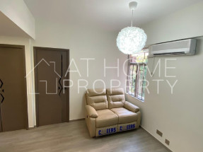 Partial furnished, nice deco, quiet location