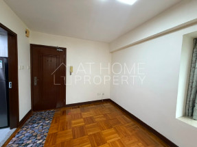 High floor, practical layout, convenient location