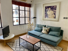 Fully furnished, nice deco, convenient location