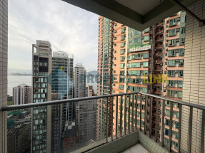 Near to MTR, nice layout 2 room for rent
