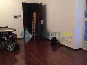 Well presented apartment in a decent location of Sheung Wan to sale