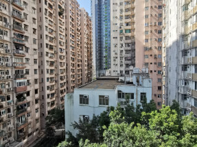 開揚雅裝兩房 高層約睇 近地鐵站