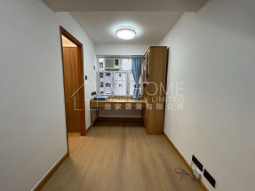 Nice deco, partial furnished, quiet location