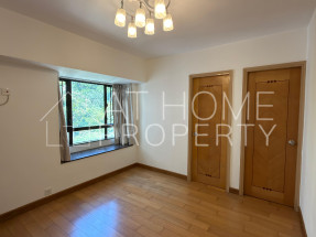 Built-in wardrobe, convenient location
