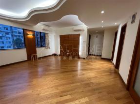 Practical layout, convenient location