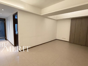 Great unit in Causeway Bay