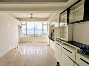 Great unit in Causeway Bay