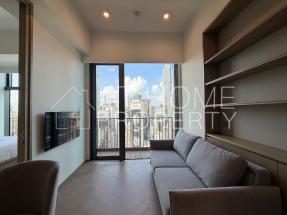 Brand new apartment, furnished, walking distance to Central