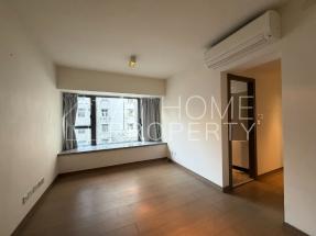 Practical layout, quiet location, low age building