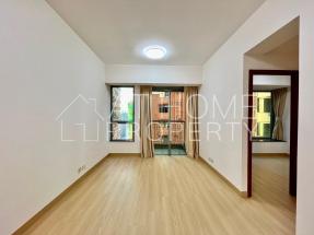 Good condition, practical layout, club house facilities