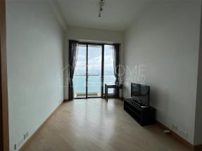 Sea view, practical layout, convenient location