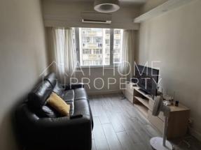 Convenient location, practical layout, bright and airy