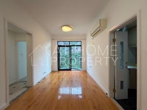 Greenery view, practical layout, quiet location