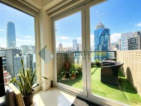 Central Sky terrace unit