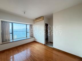 High floor, open view, convenient location