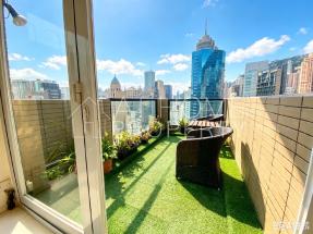 Sky terrace, stunning city view, convenient location
