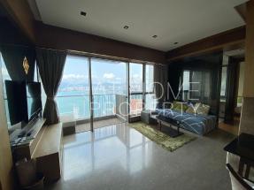 Nice deco, partial furnished, convenient location, stunning view