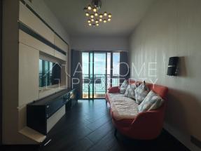 Furnished, built-in storage, convenient location, sea view
