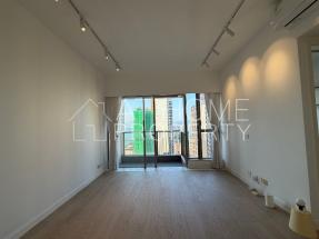 Nice deco, good condition, well-managed complex, club house facilities