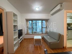 Fully furnished, convenient location
