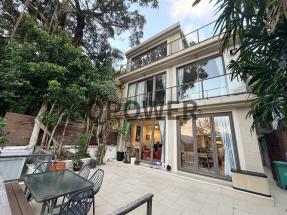 靚裝修海邊獨立屋，  Water front Detached House