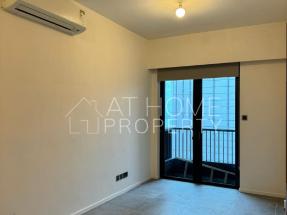 Practical layout, convenient location, low age building