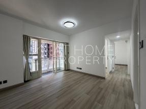 Nice condition, practical layout, convenient location, club house
