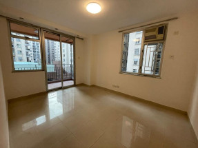 鄰近公園商場 位置優越 業主好傾～～～