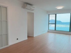 單邊高層落地玻璃，向東全海景三房套加工人套